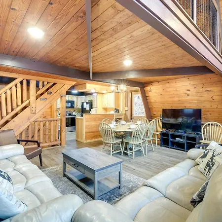Gatlinburg A-Frame Home With Hot Tub Near Parkway Exterior foto