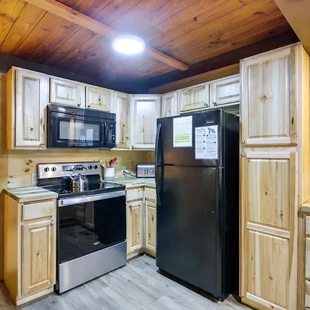 Gatlinburg A-Frame Home With Hot Tub Near Parkway Exterior foto