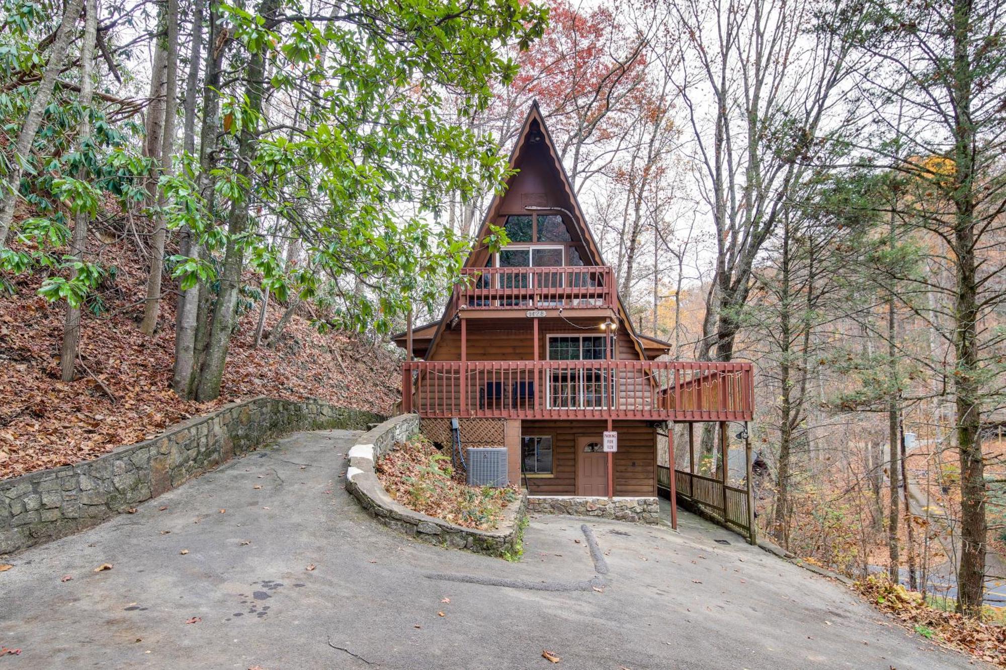 A-frame With Hot Tub Near Parkway Ferienhaus *