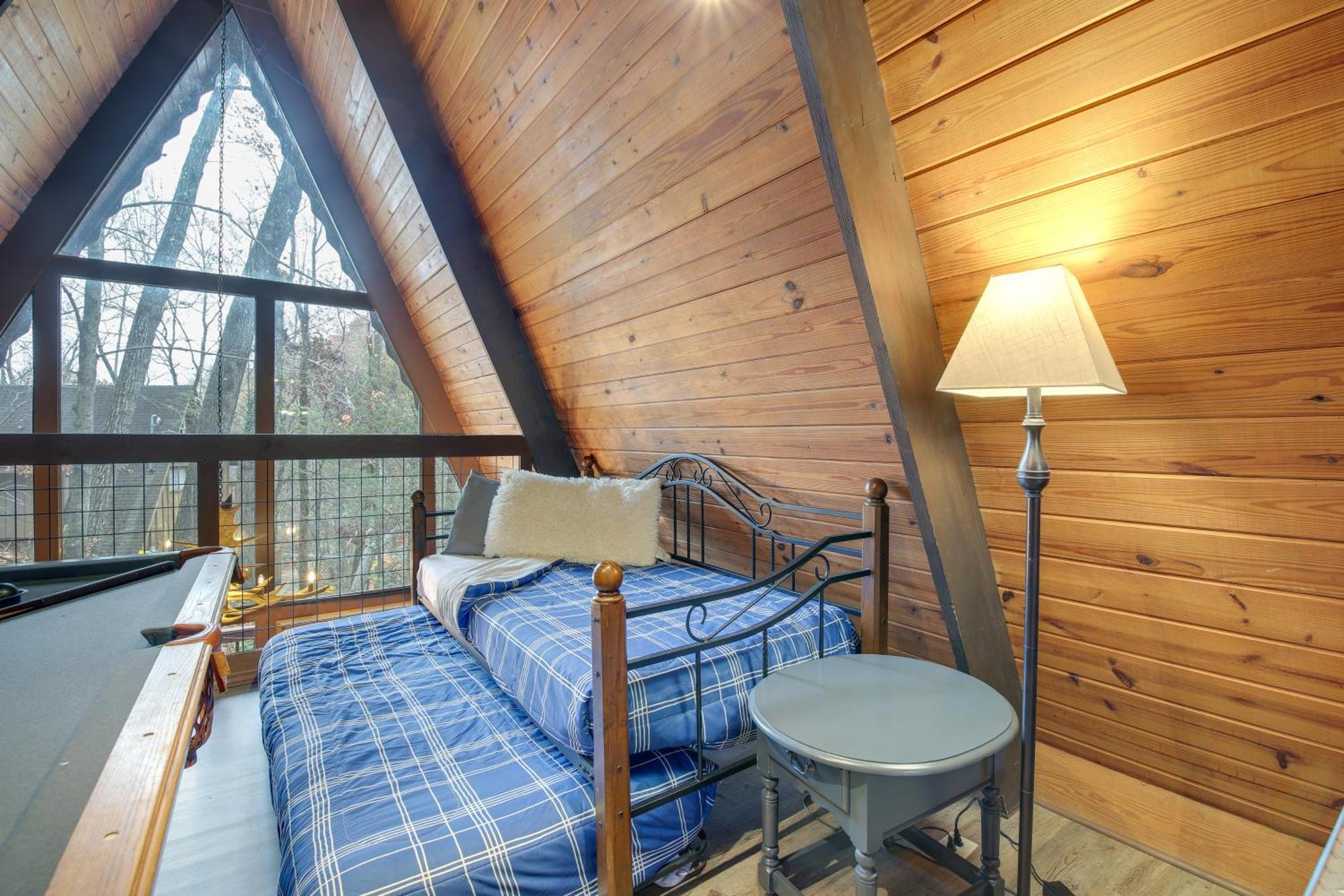 A-frame With Hot Tub Near Parkway Ferienhaus *